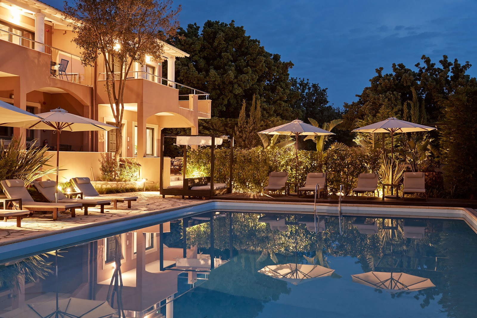 Almyros Beach Resort & SPA