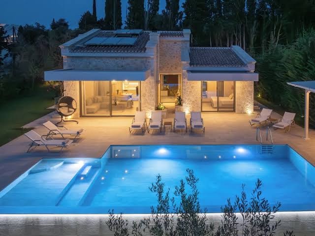 Alvia Suites