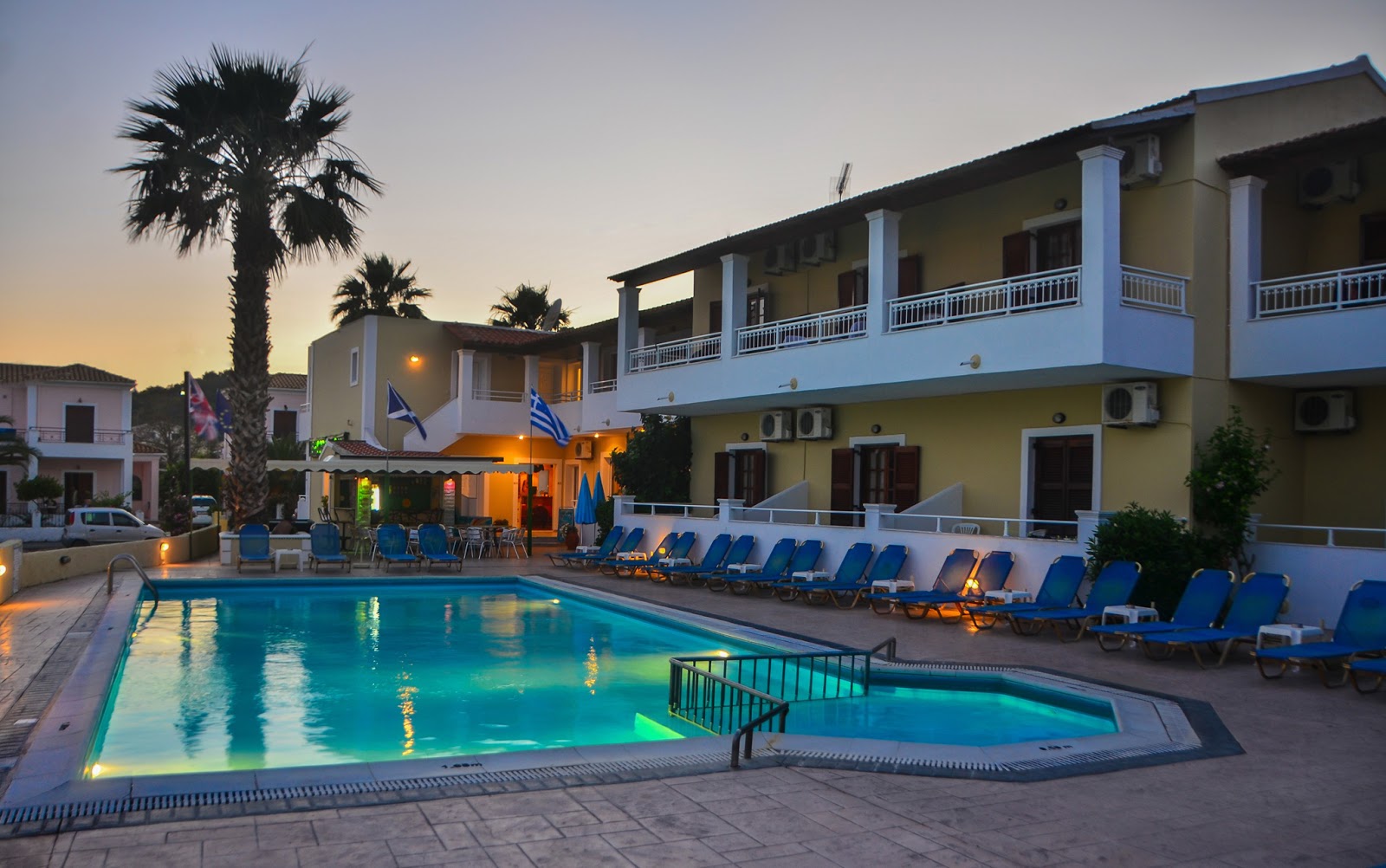 Angelina Hotel & Apartments