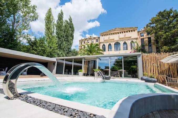 Anivia Apartments Airport by Airstay