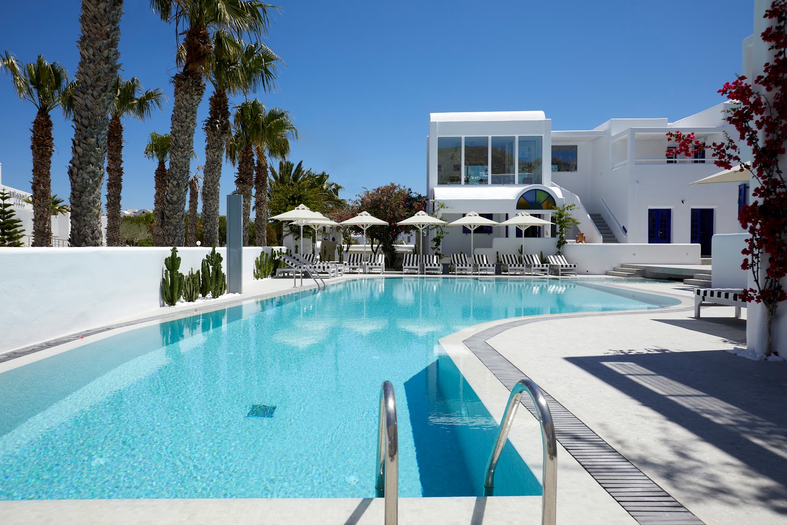 Aqua Blue Hotel
