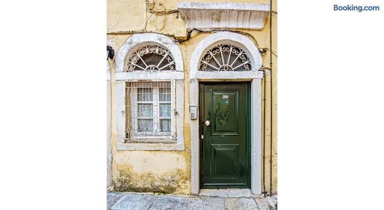 Aspasia Apartments