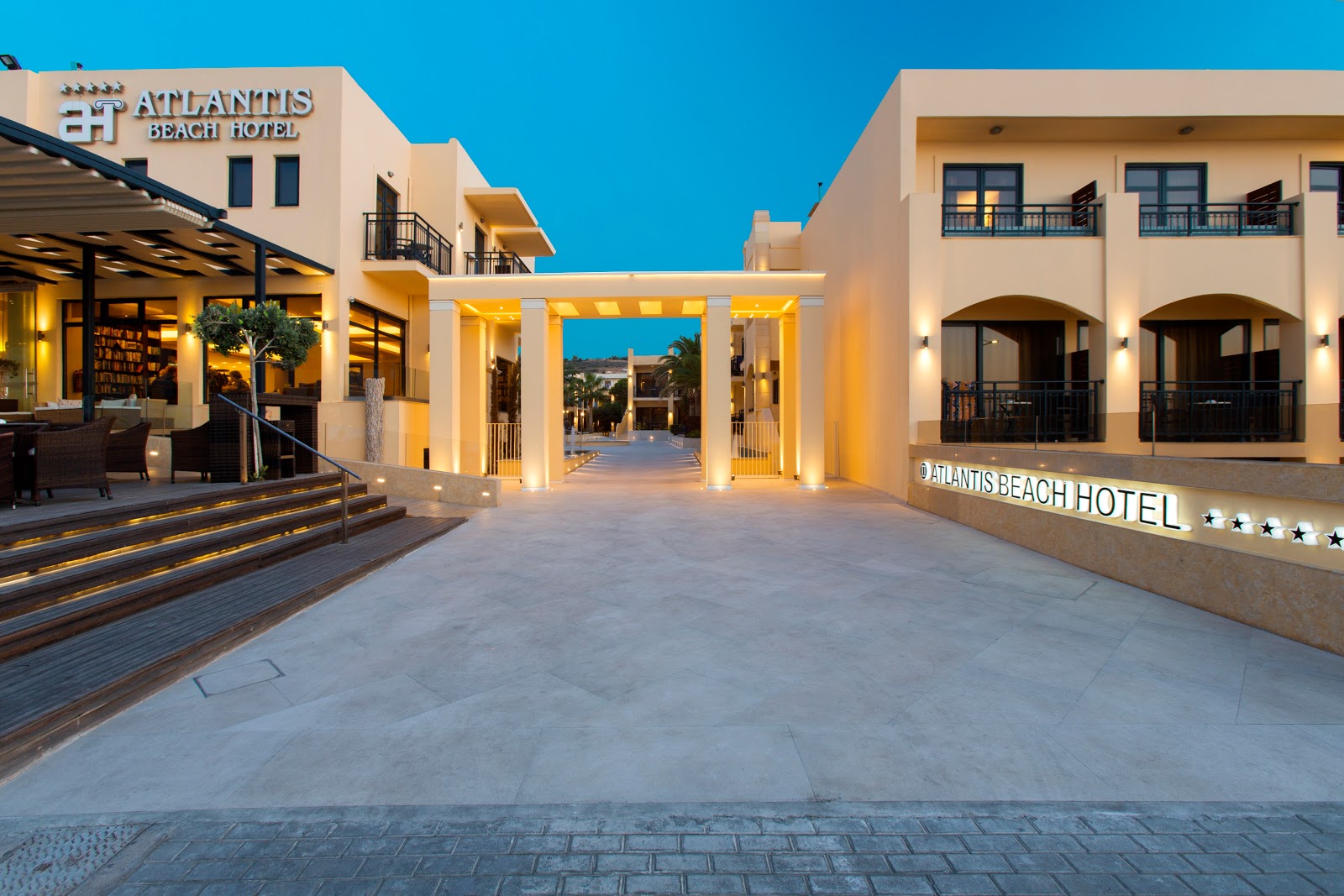Calla Luxury Seafront Suites