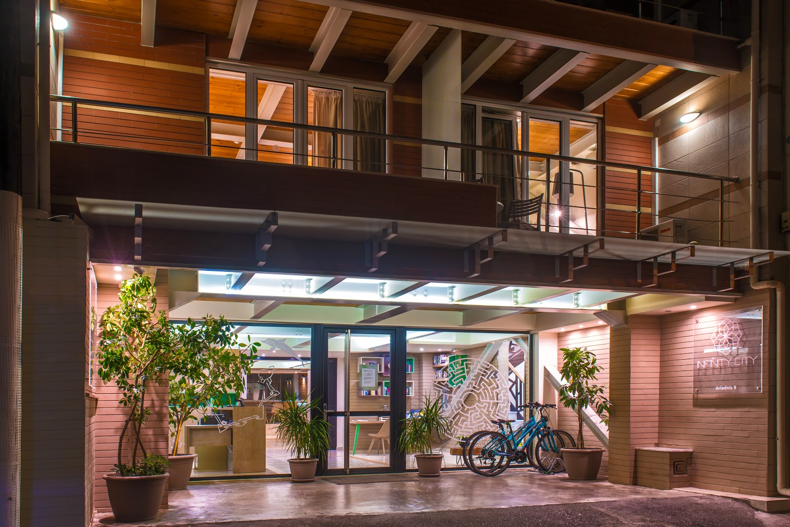 Candia Suites & Rooms