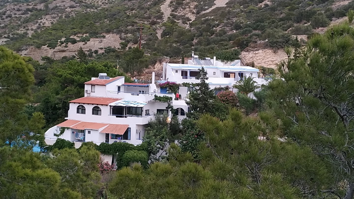 Creta Suites