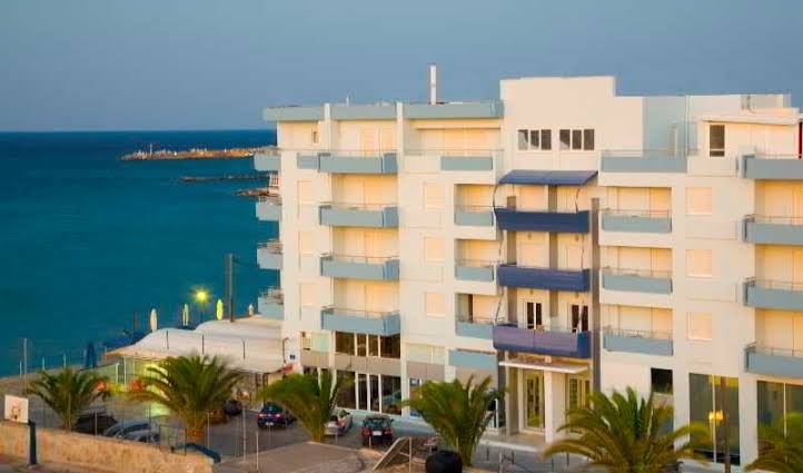 Cretan Villa Hotel & Apartments in Ierapetra Crete.