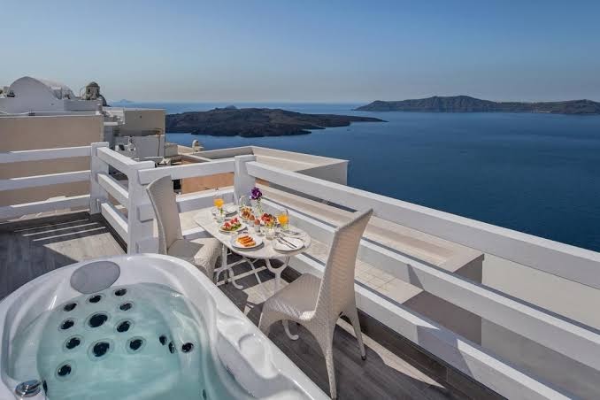 Deep Blue Suite