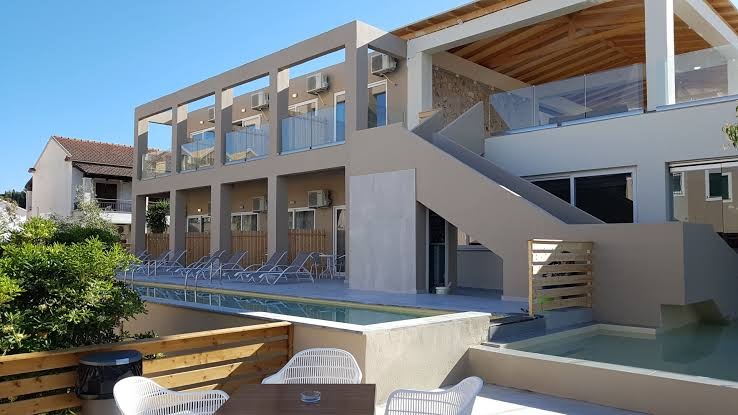 Del Mare Beach Hotel