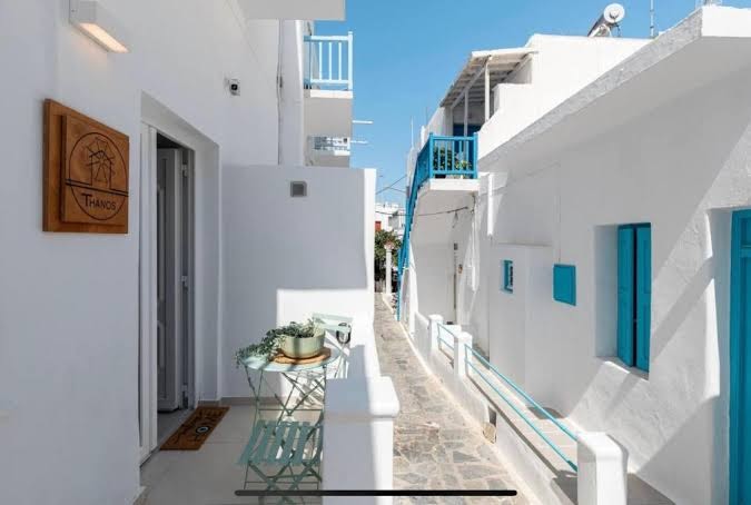 Dimitra Pension