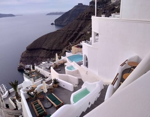Dream Island Hotel