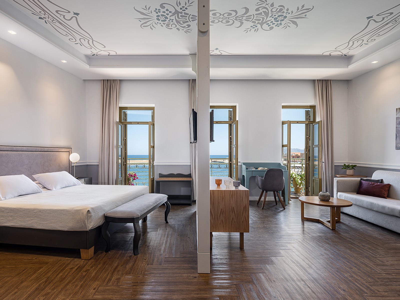 Enetiko Rooms