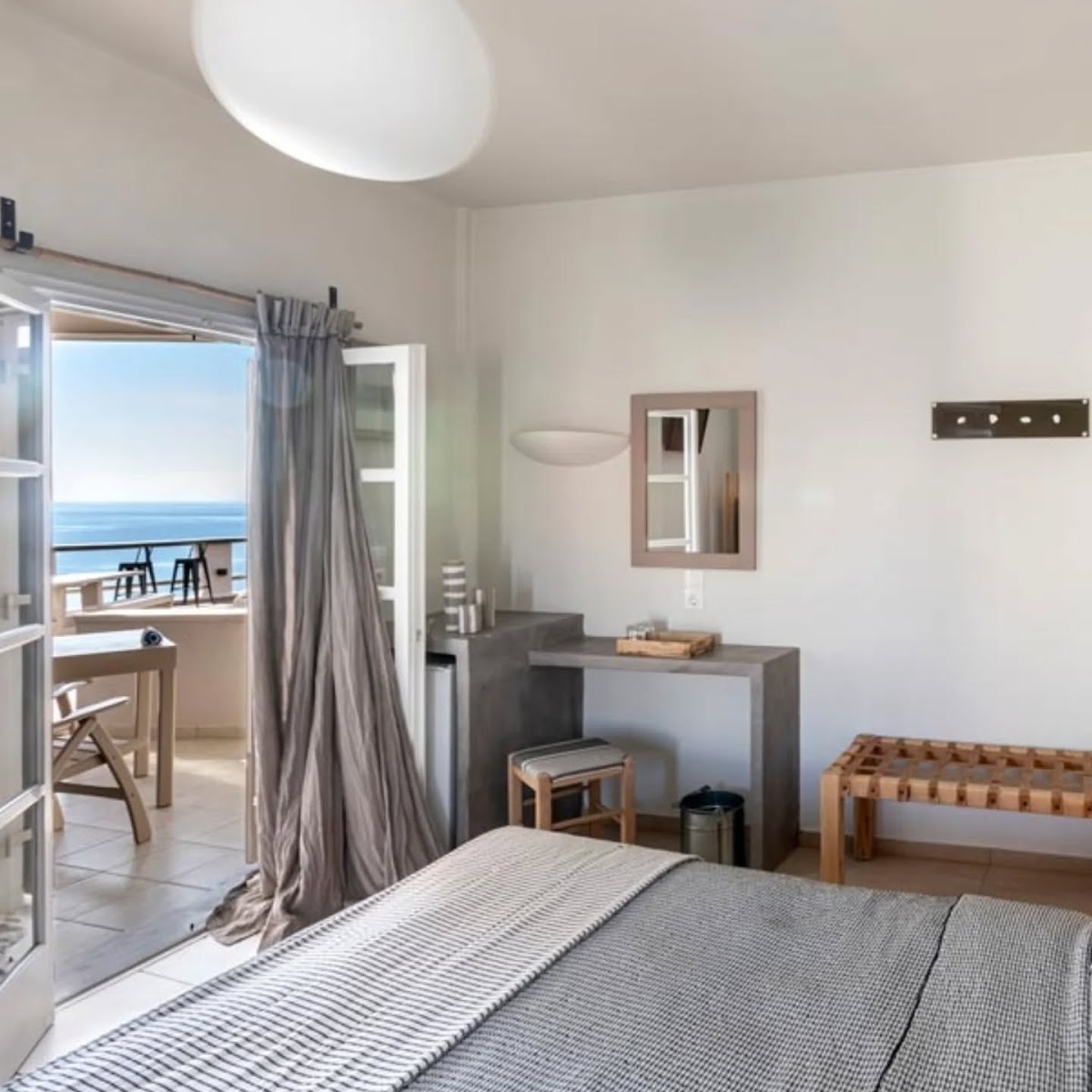 Grand View Hotel
