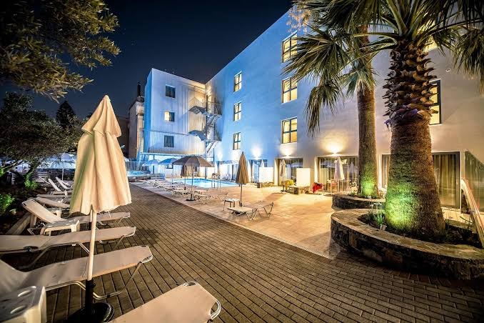 Helen Suites