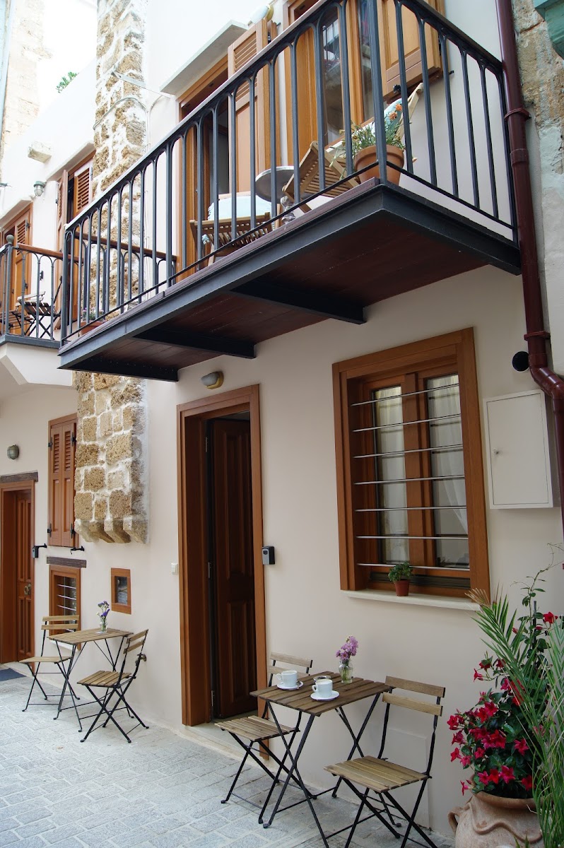 Hera Studios