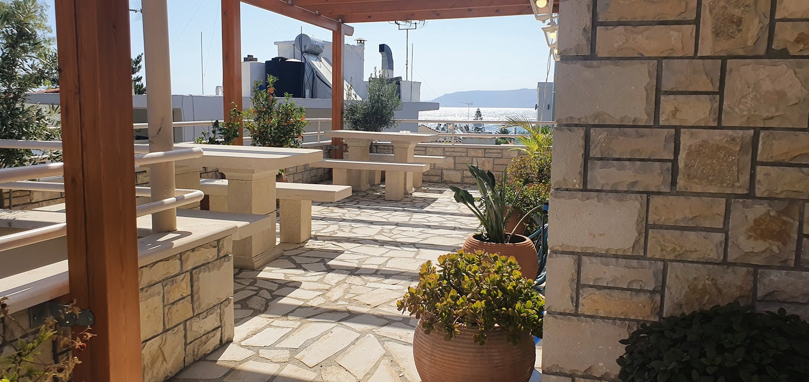Hotel Athena