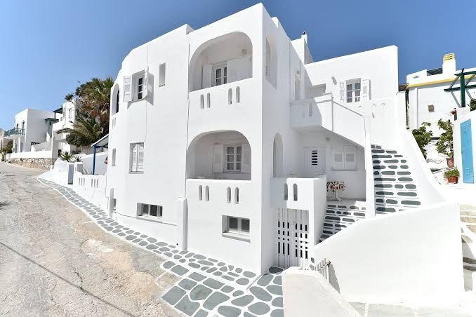 Irini Rooms