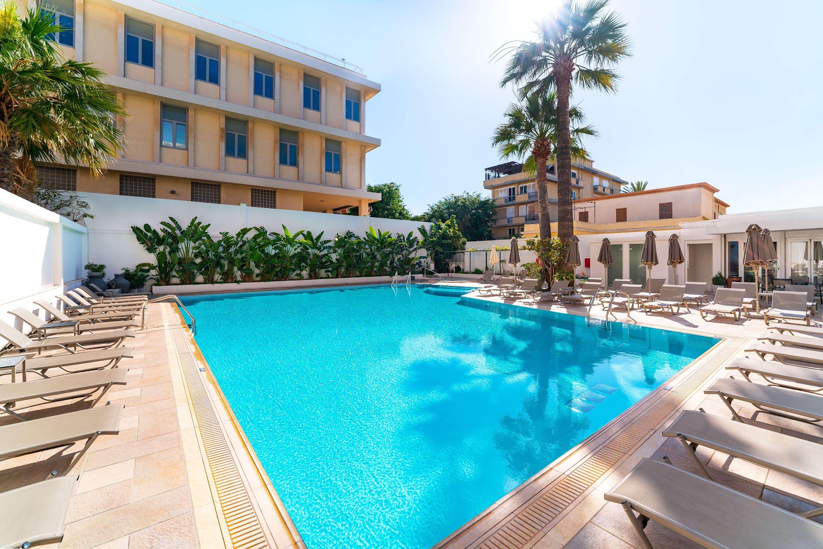Jensen Luxury Suites