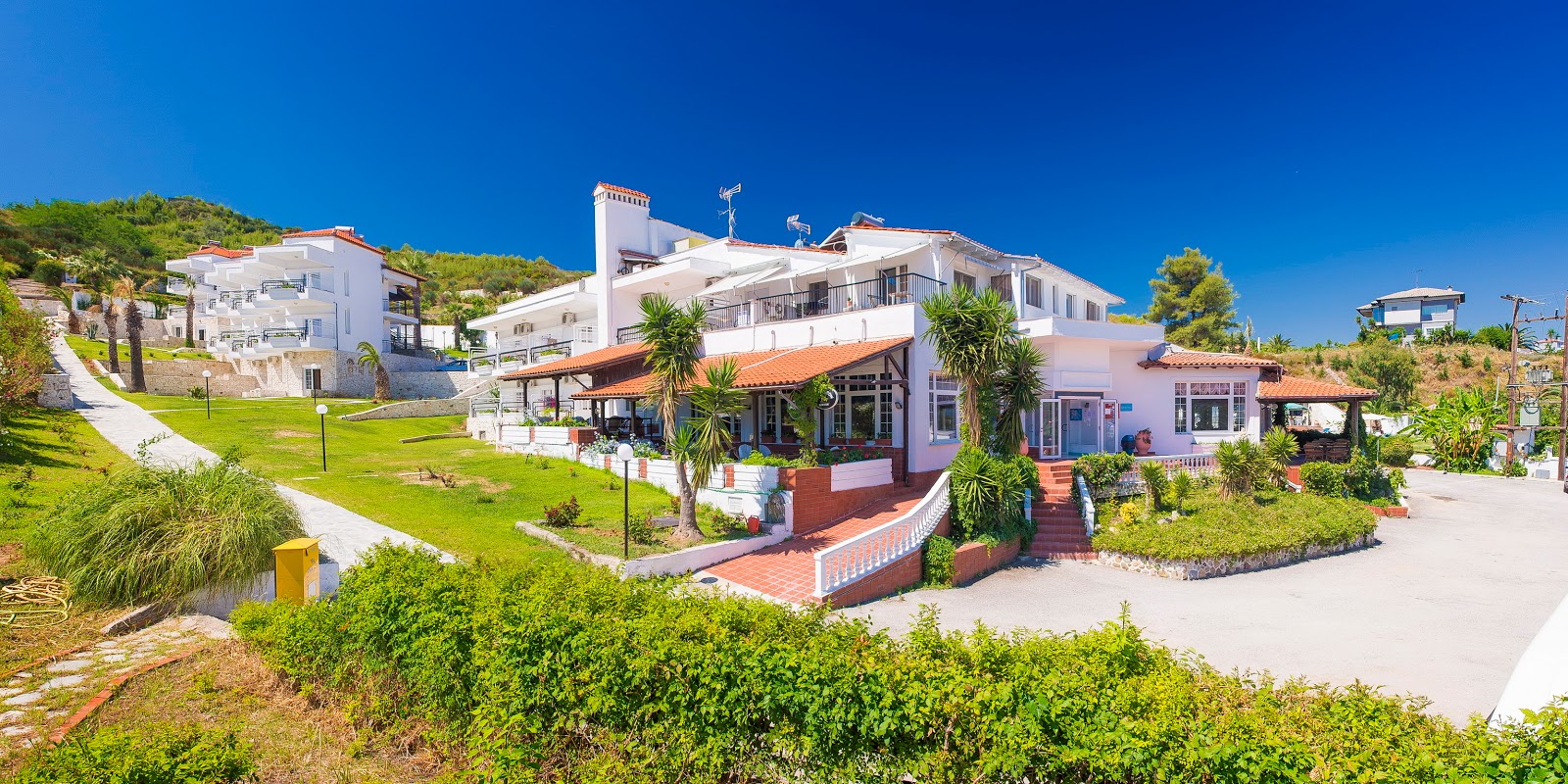 Laguna Resort