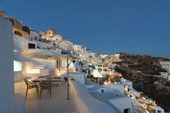 Lava Stone Hotel Santorini