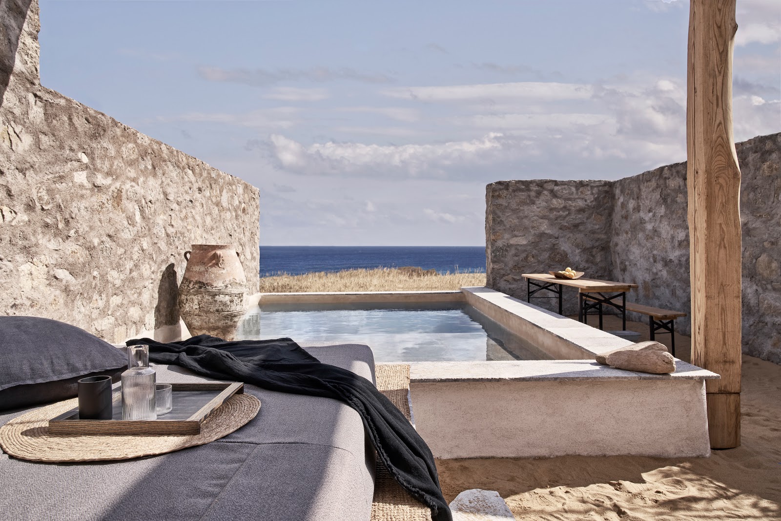 Leblon Mykonos