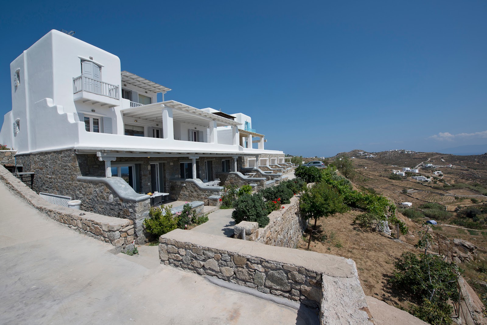 Lofos Apartments