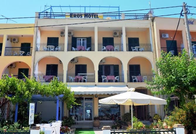 Loutrouvia hotel