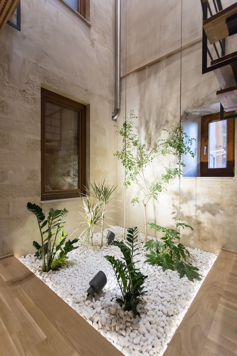 Mitos Cozy Rooms