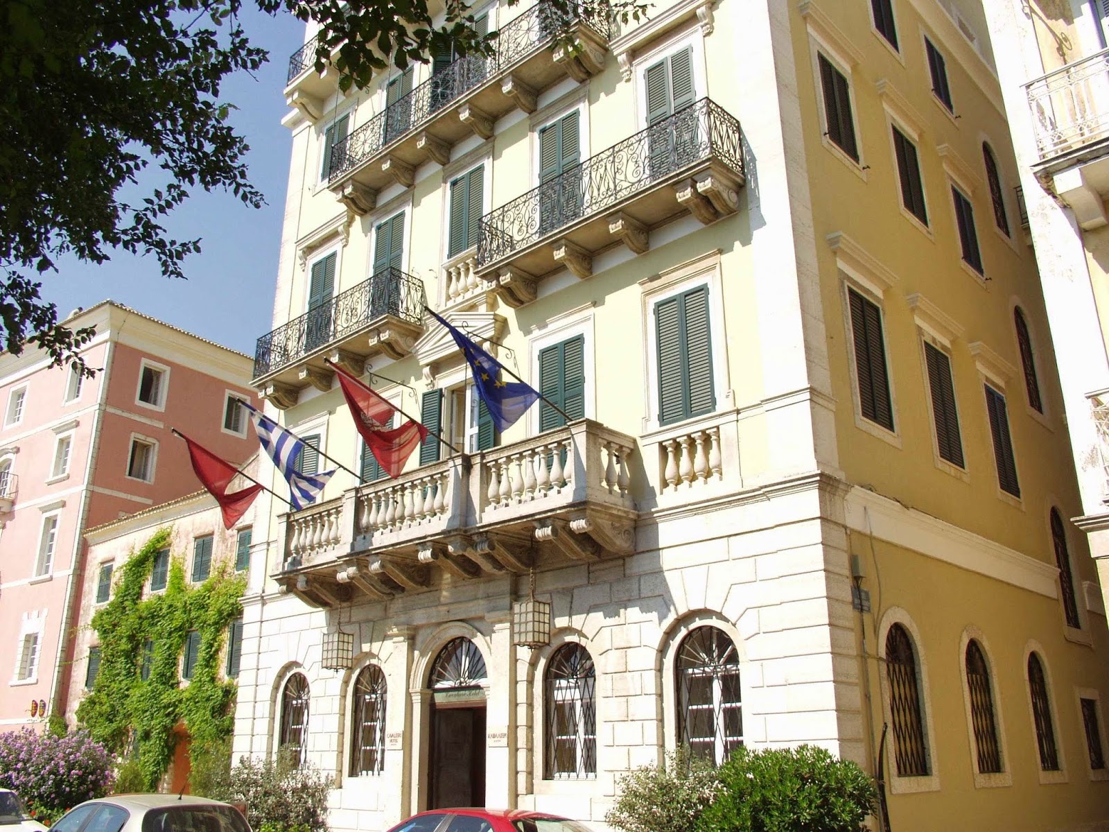 Mon Repos Palace