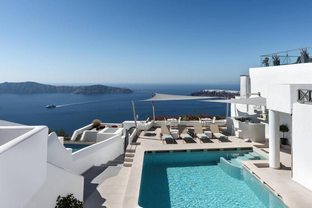 N RO Boutique Hotel