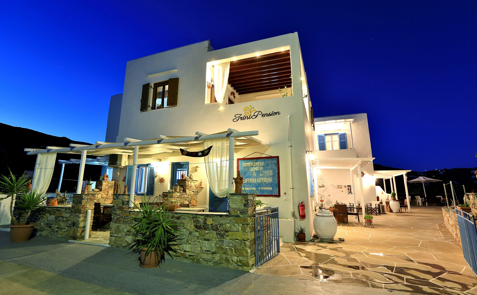Niriedes Hotel