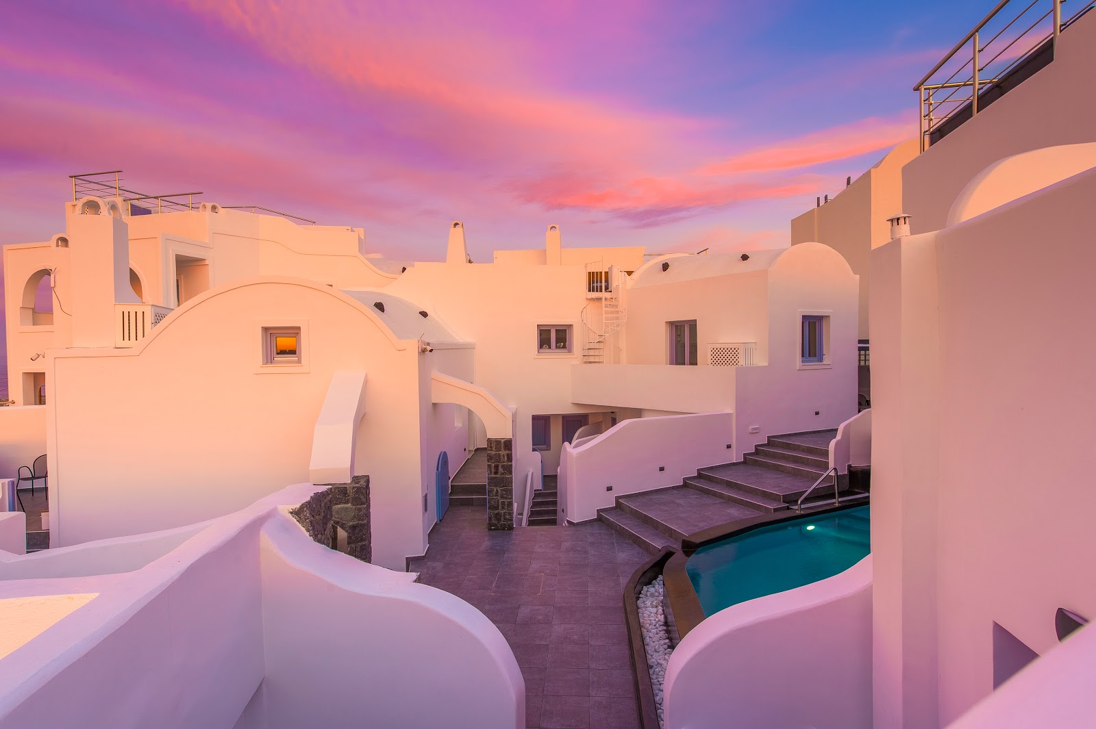 North Wind Luxury Suites