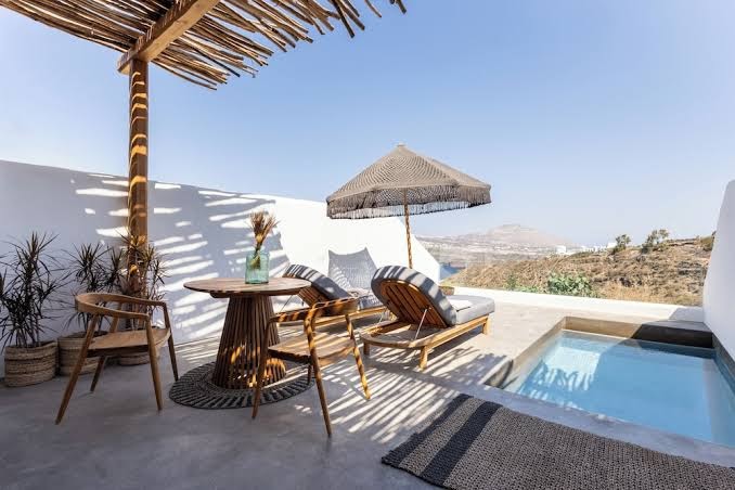 Pancratium Villas & Suites