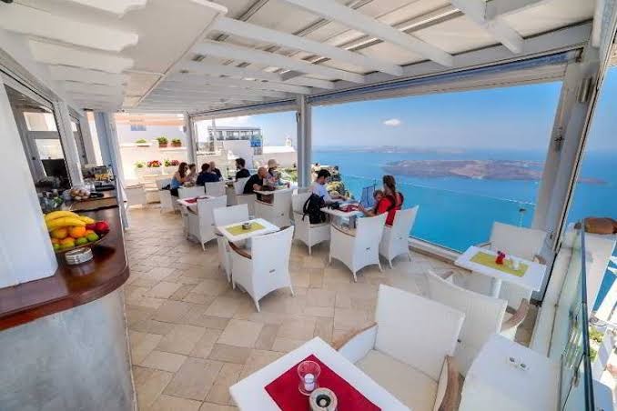 Pearl On The Cliff Hotel & Suites Santorini