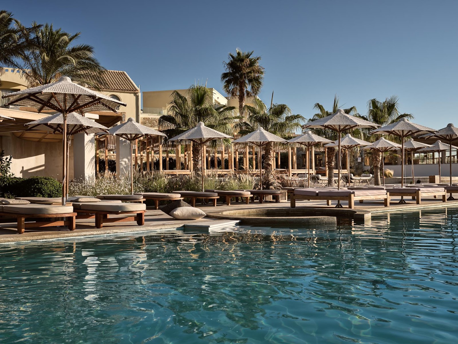 Peninsula Resort & Spa
