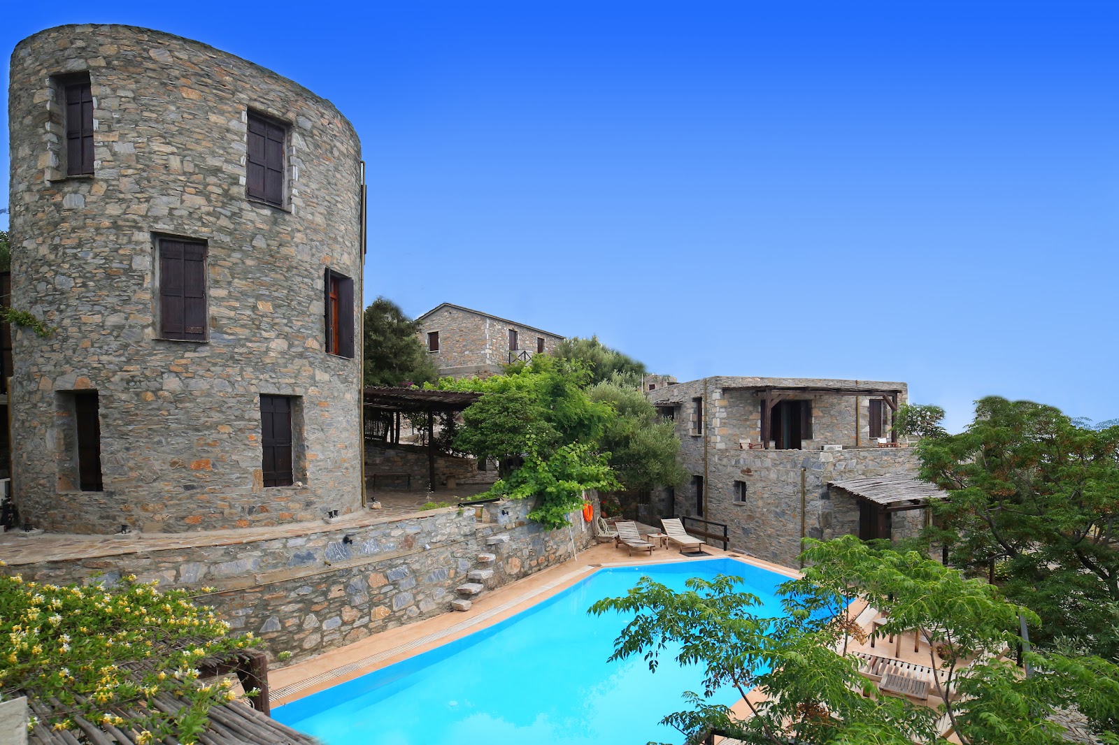 Peskesi Ikaria