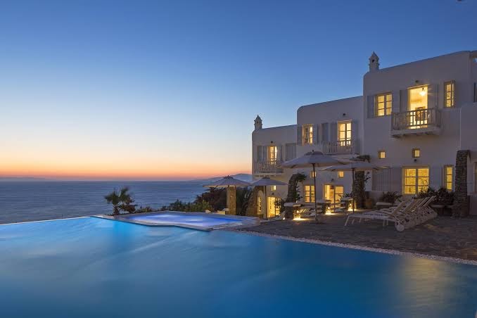 Petra Mykonos Studios & Suites