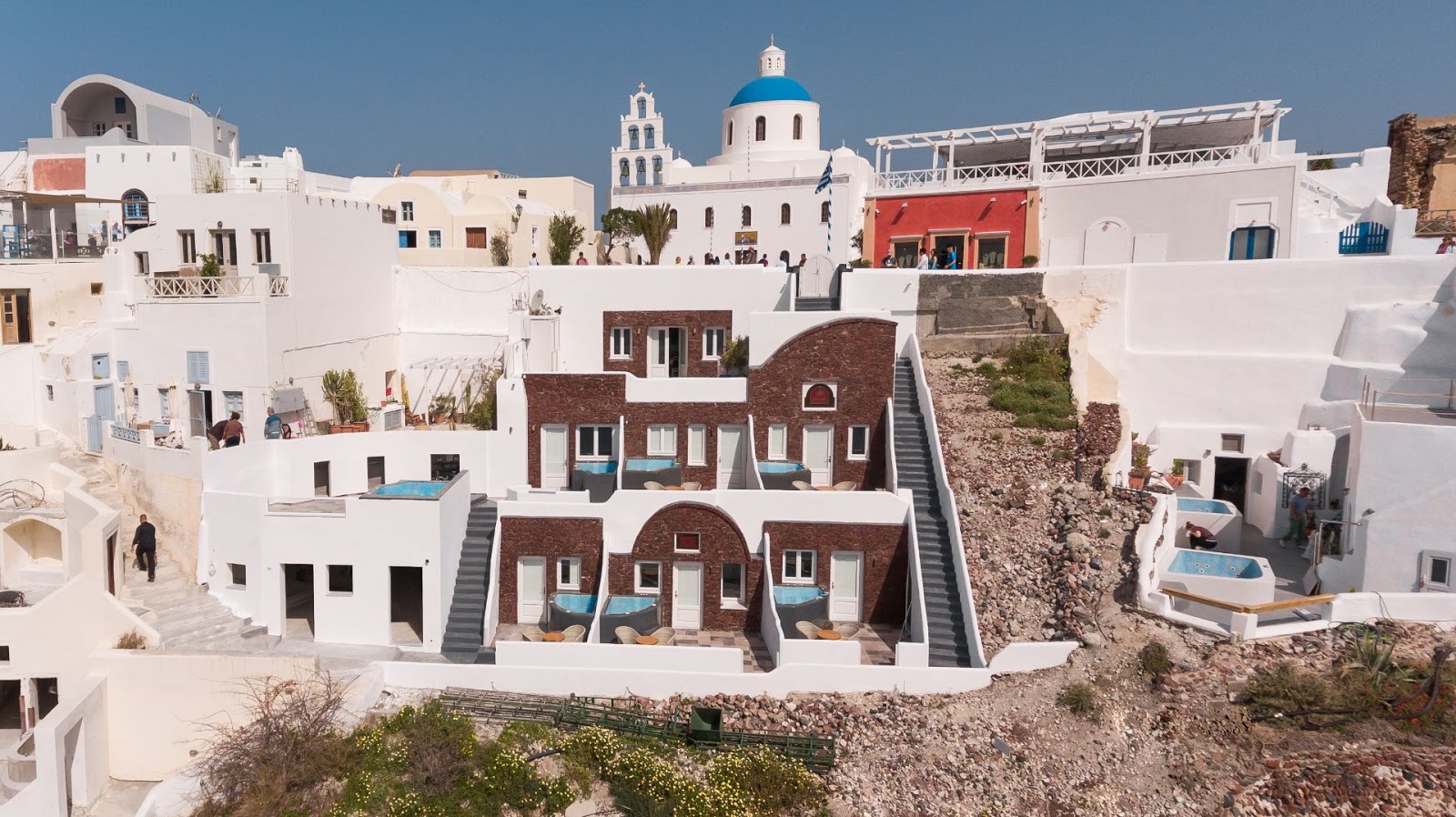 Pezoules of Oia