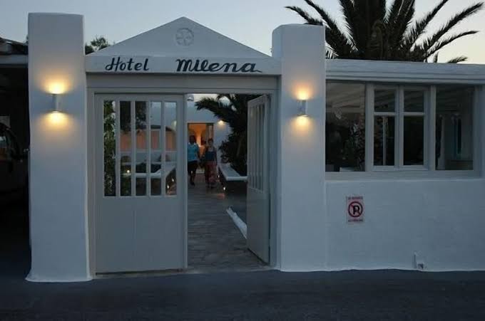Queen Boutique Suites