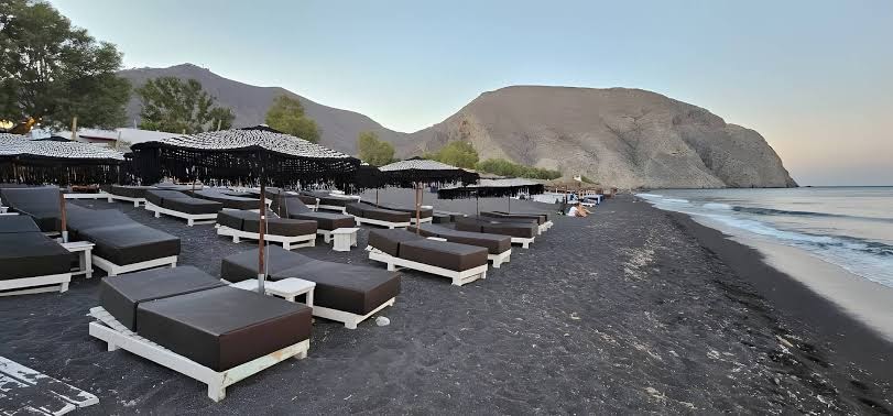 Rembelos Santorini