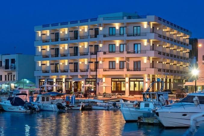 Riviera Suites