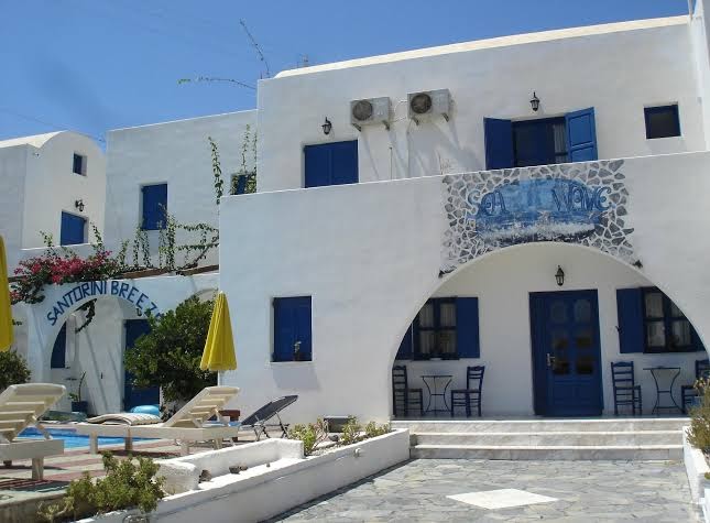 Santorini Breeze