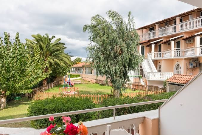 Sellas Hotel