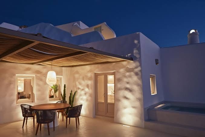 Sophia Luxury Suites