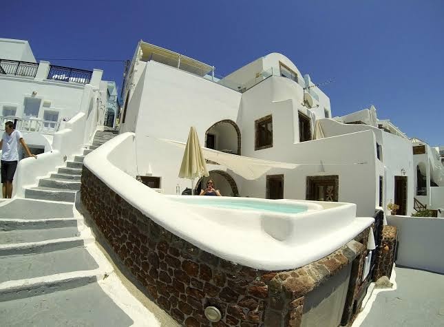 Sun Rocks Santorini