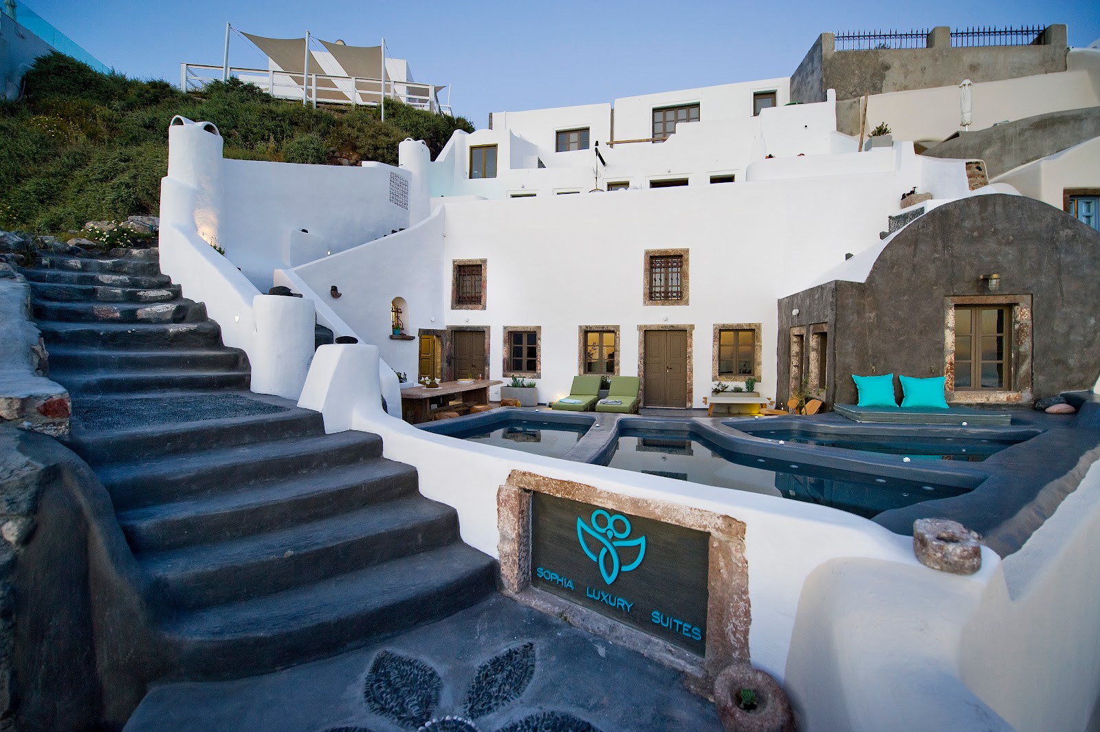 Tholos Resort