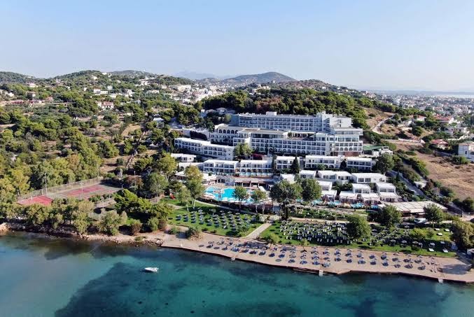Villa Alkmini Near the Airport
