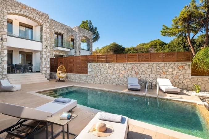 VILLA KEFI