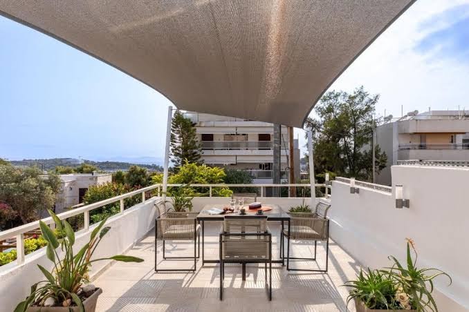 Vouliagmeni Suites