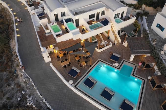 West East Suites
